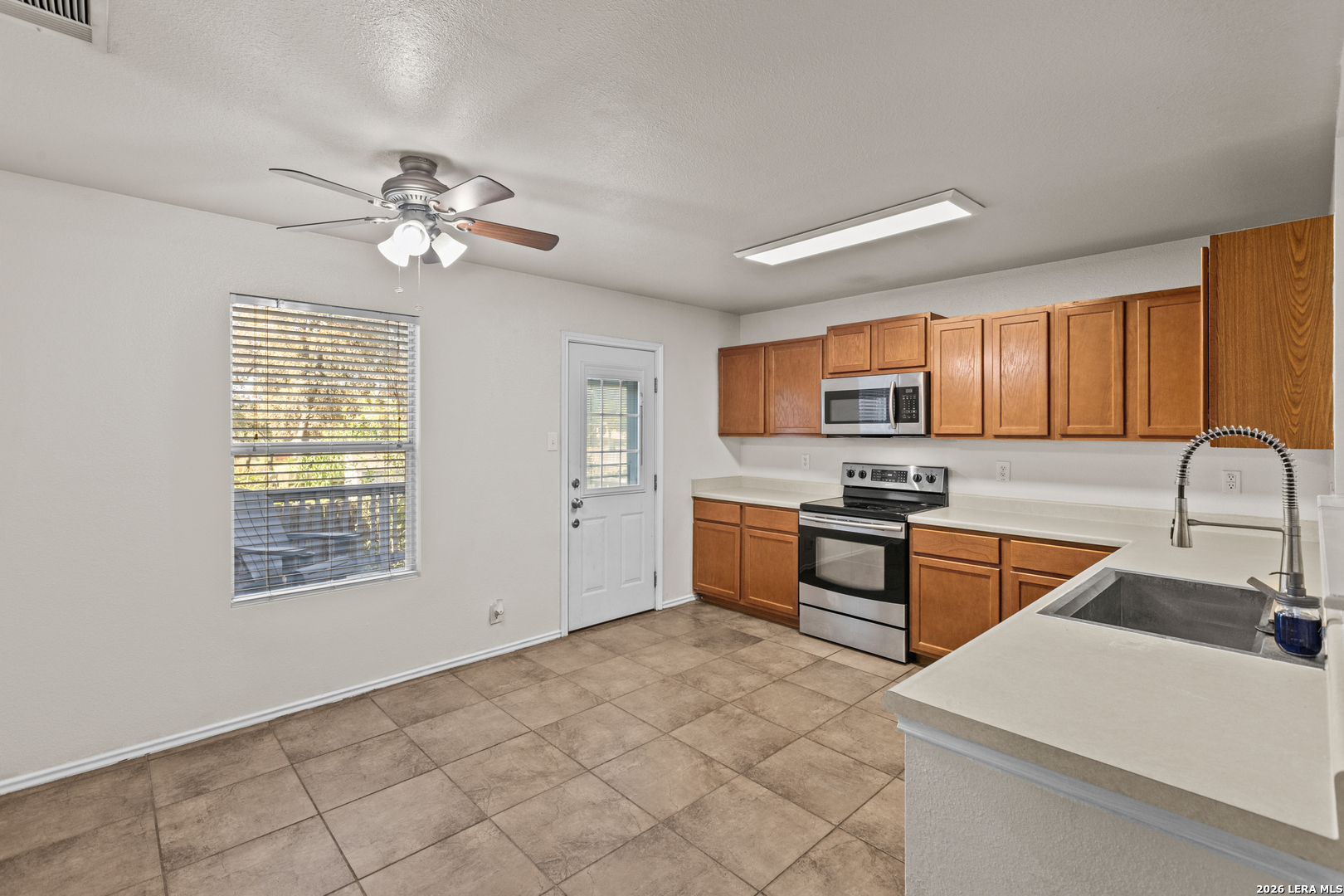 8840 Twin Oaks Court San Antonio TX 78250