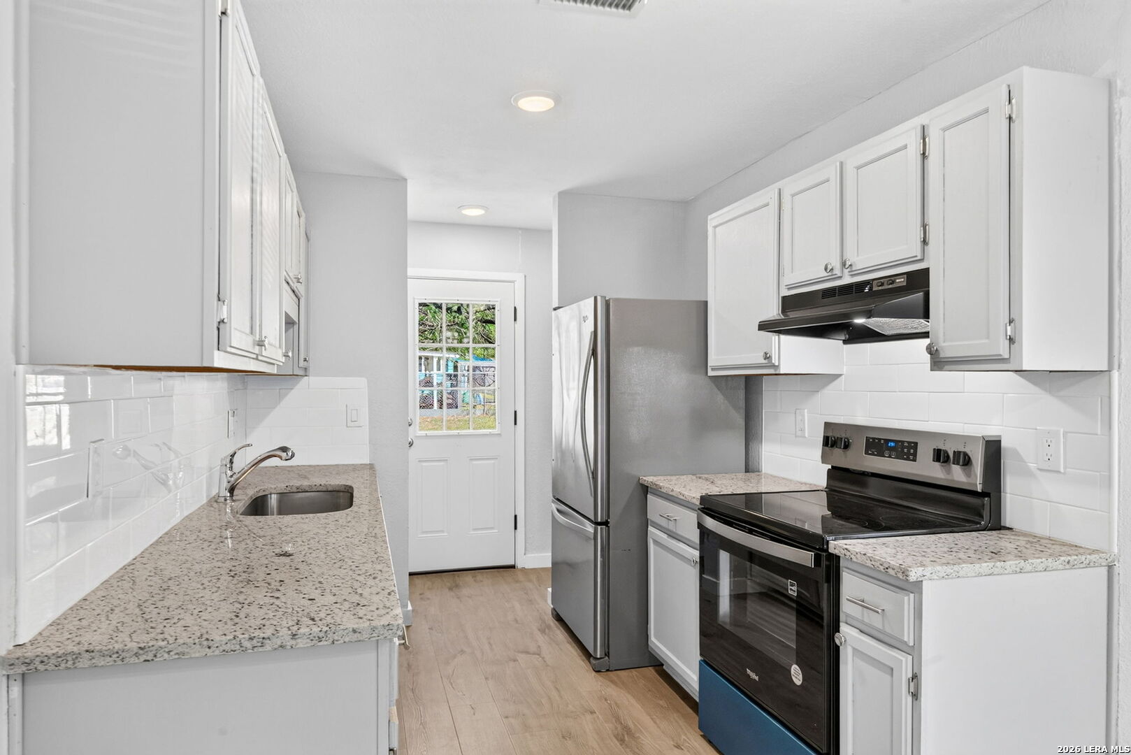 4114 Dakota Sun San Antonio TX 78244