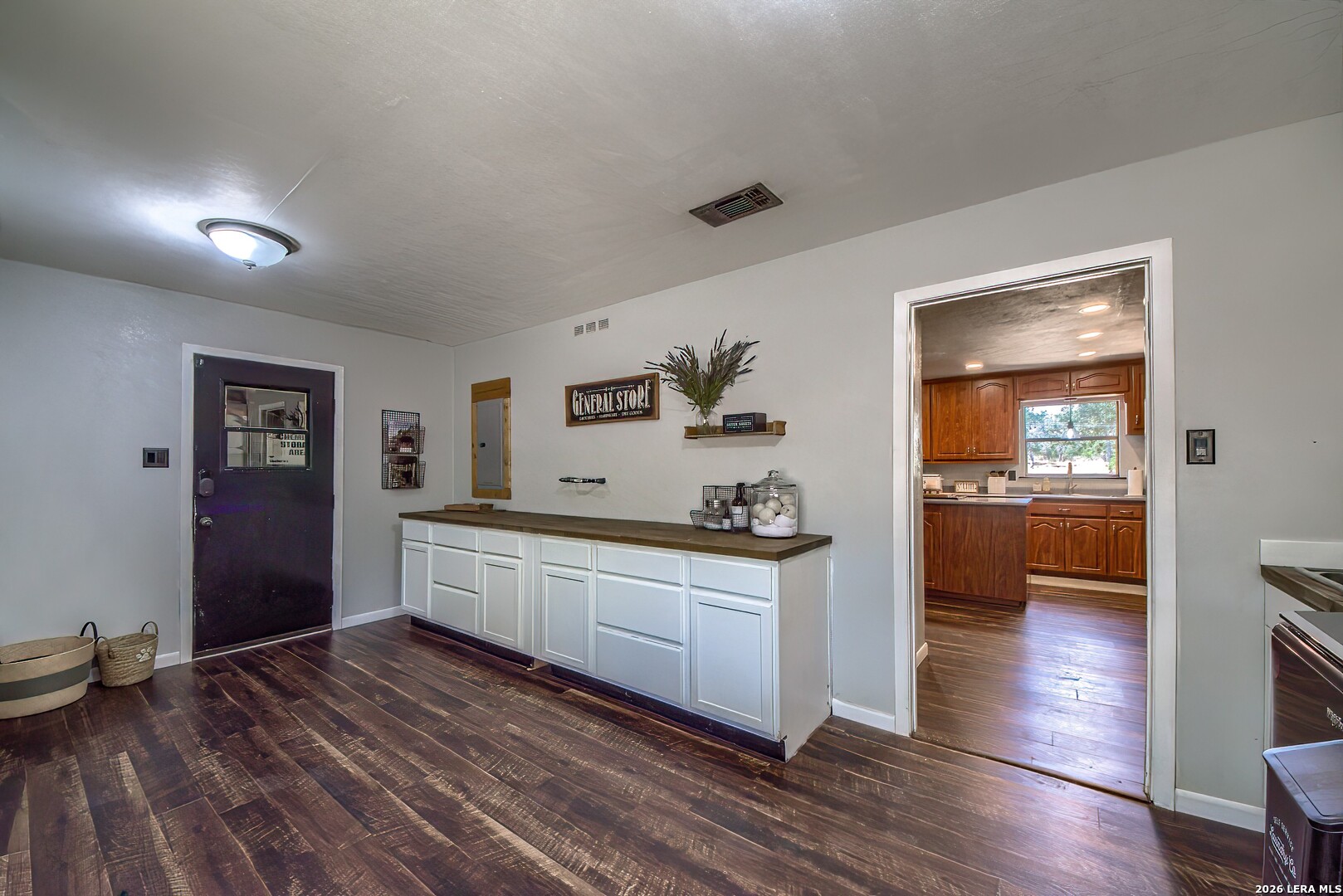 150 Blackjack Road La Vernia TX 78121
