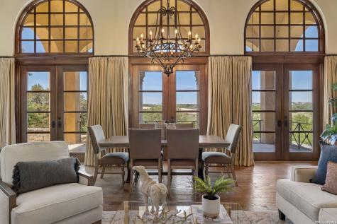 3011 Rustlers Trail San Antonio TX 78245