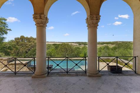 3011 Rustlers Trail San Antonio TX 78245