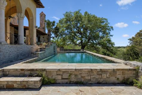 3011 Rustlers Trail San Antonio TX 78245