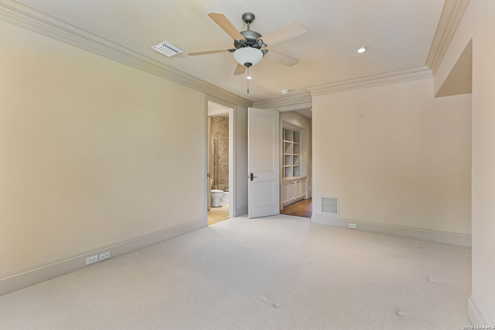 3011 Rustlers Trail San Antonio TX 78245