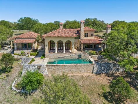 3011 Rustlers Trail San Antonio TX 78245