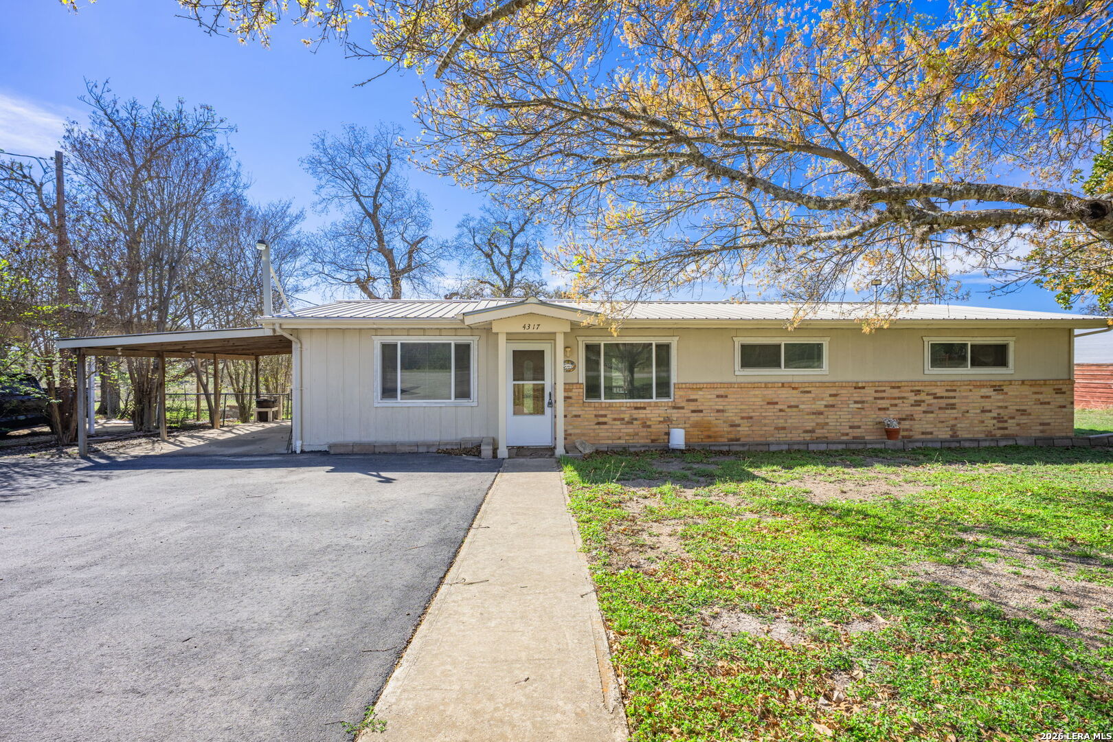 4317 State Highway 173 Bandera TX 78003