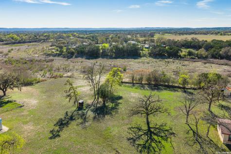 4317 State Highway 173 Bandera TX 78003