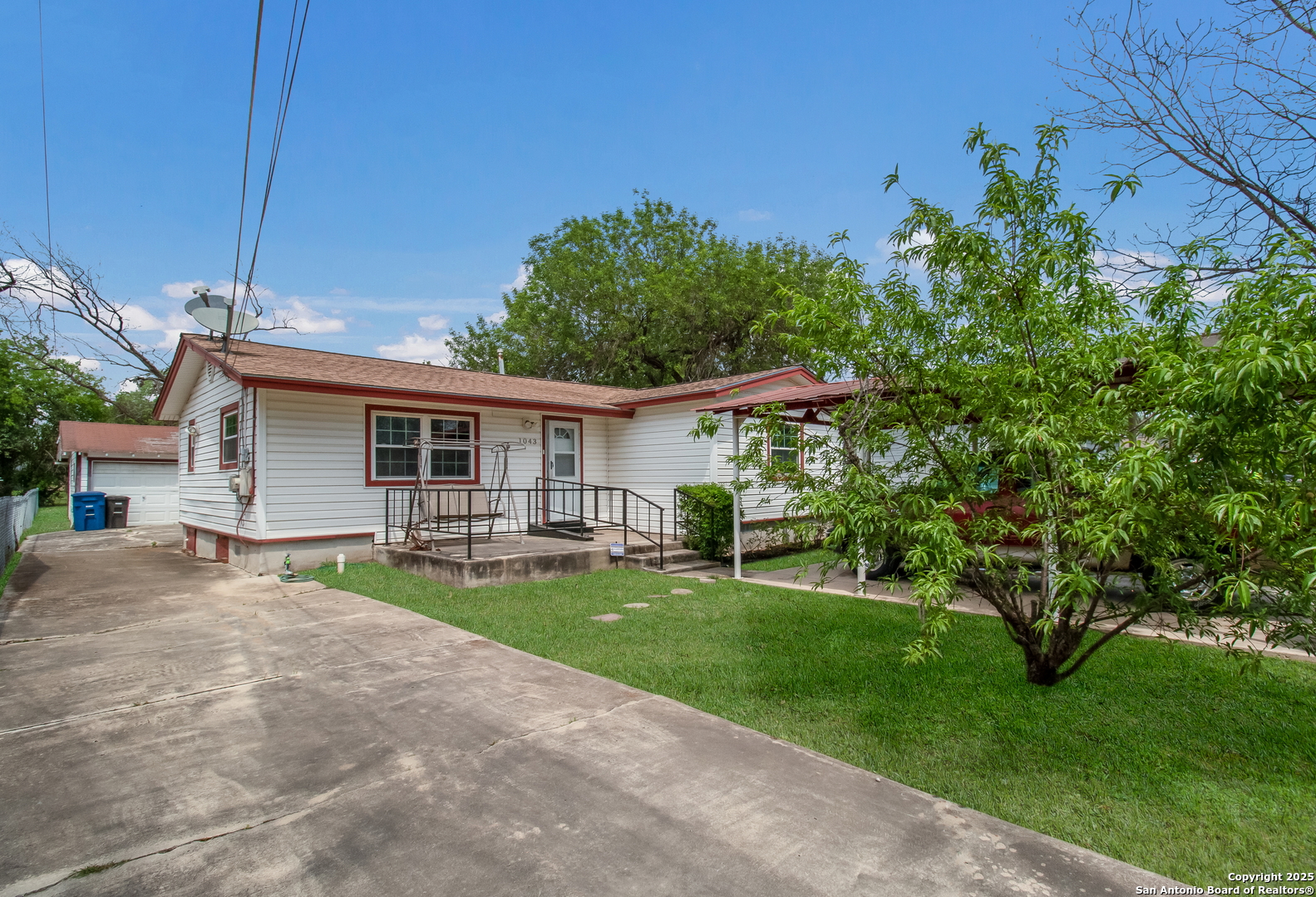 1043 Kendalia Avenue San Antonio TX 78221