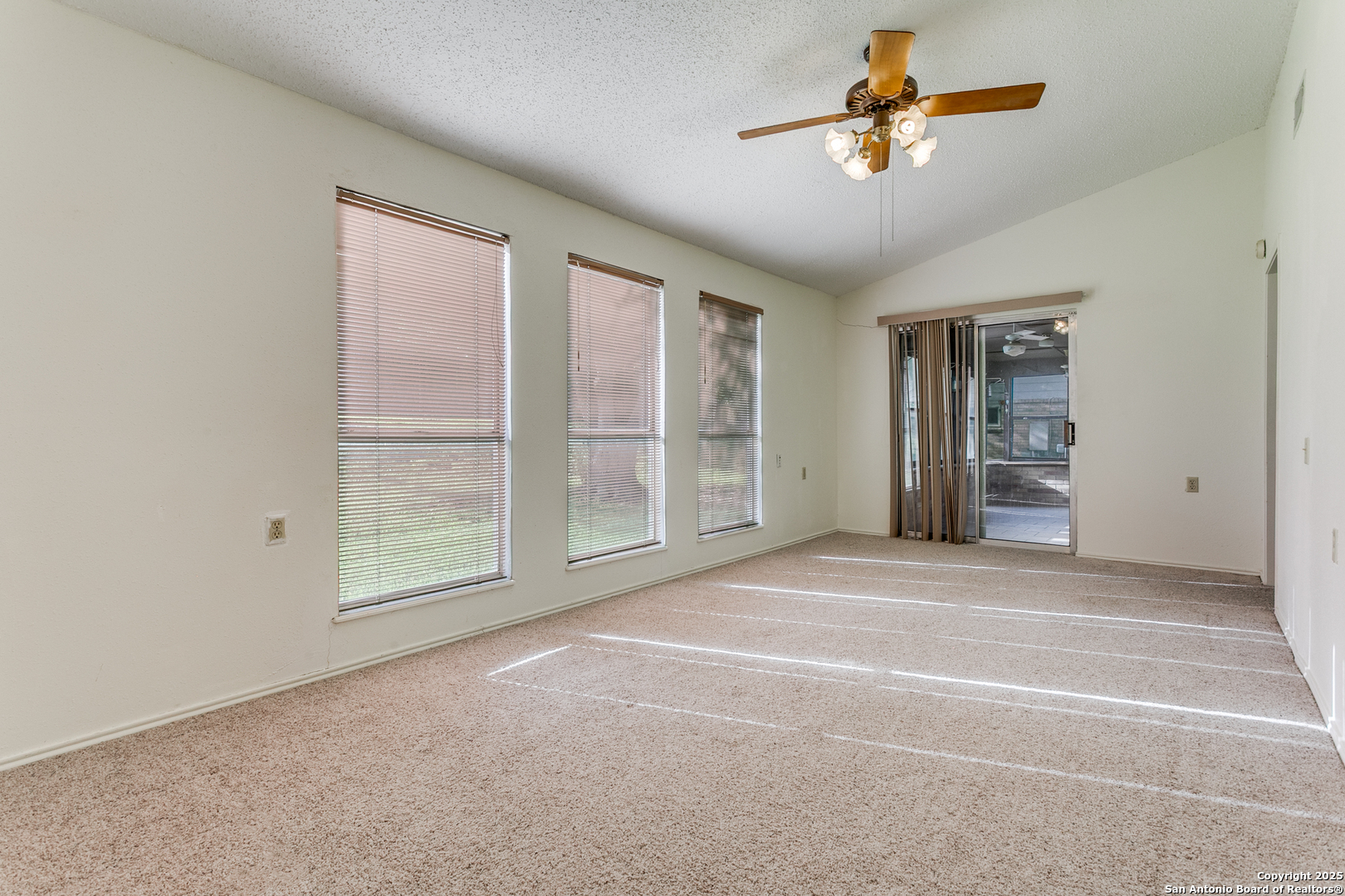 3629 Fox Run Schertz TX 78108