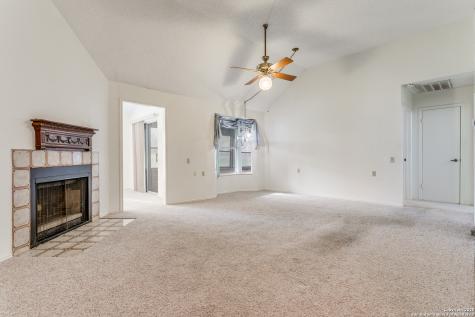 3629 Fox Run Schertz TX 78108