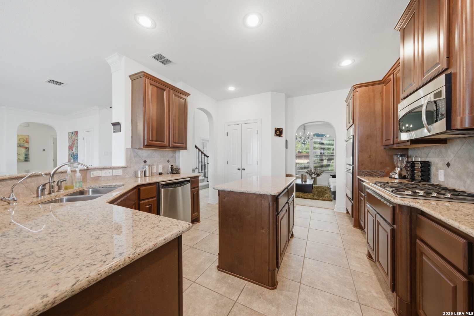 3751 Sunset Cliff San Antonio TX 78261
