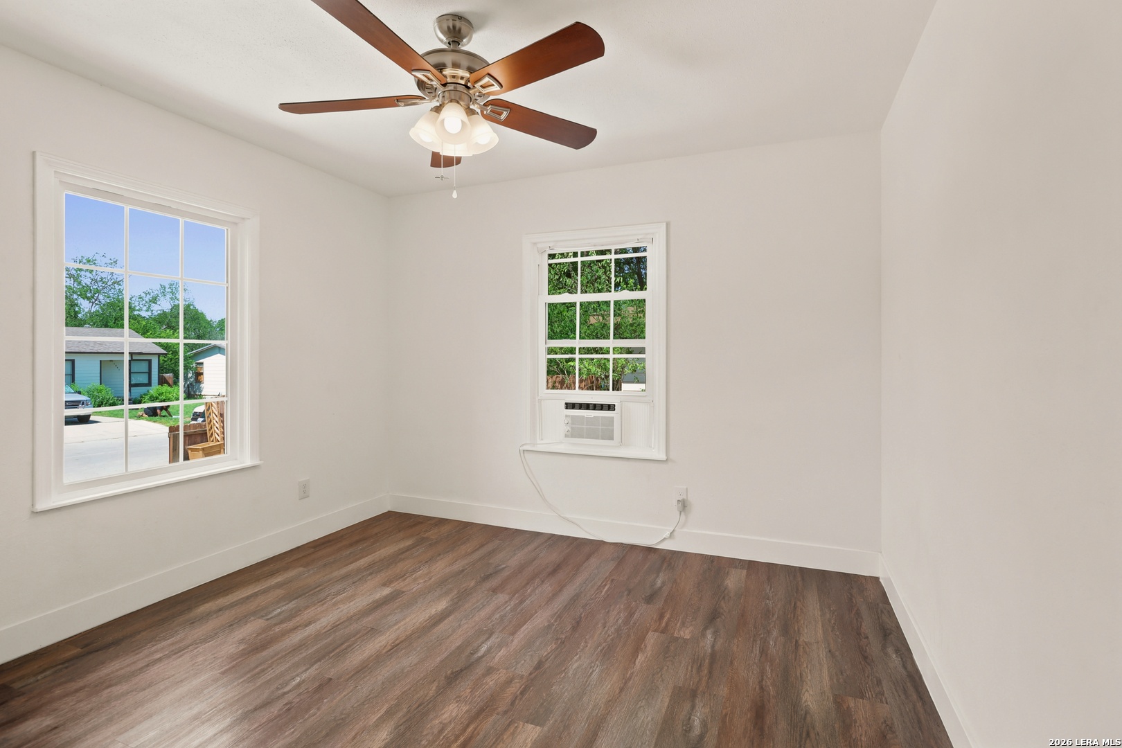 1042 Poinsettia San Antonio TX 78202