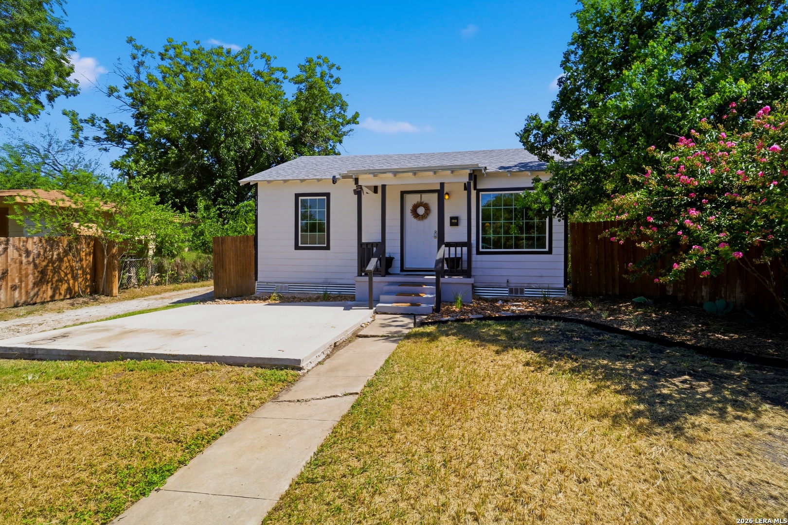 1042 Poinsettia San Antonio TX 78202