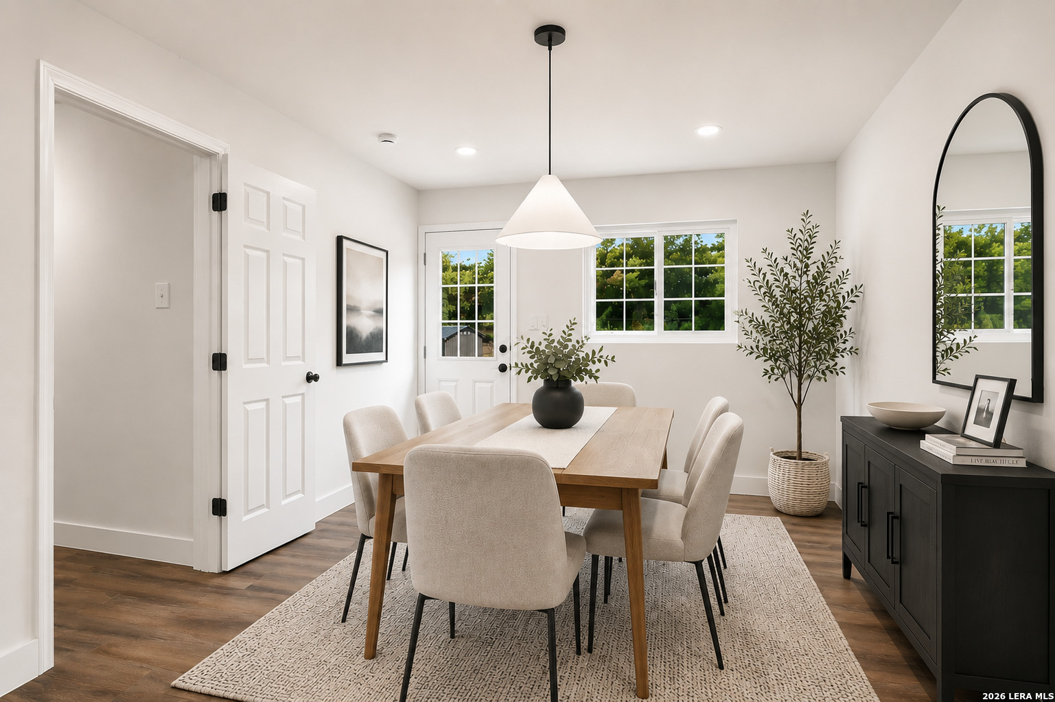 1042 Poinsettia San Antonio TX 78202