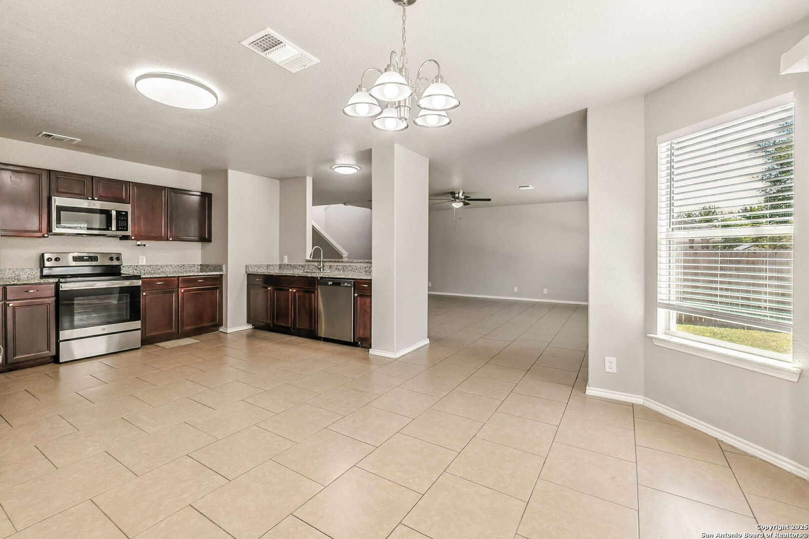 3433 Whisper Schertz TX 78108