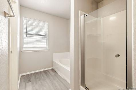 3433 Whisper Schertz TX 78108