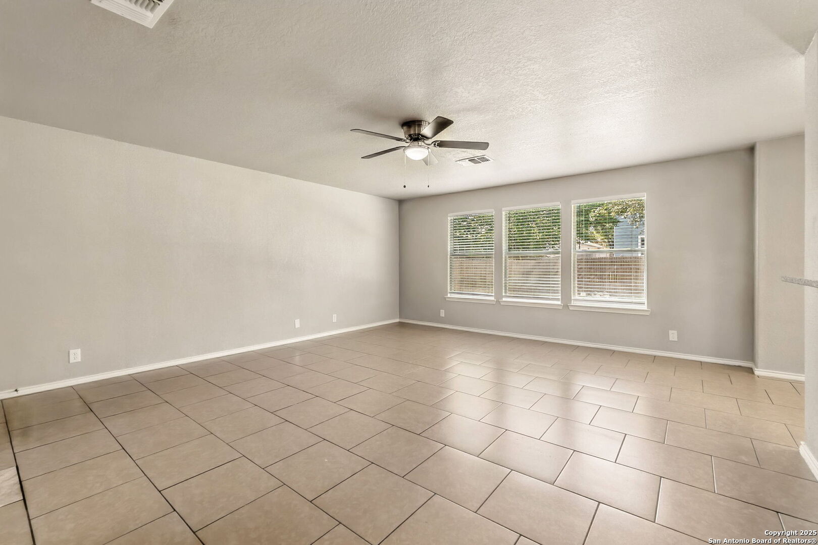 3433 Whisper Schertz TX 78108
