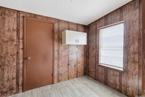 739 Bernard San Antonio TX 78221