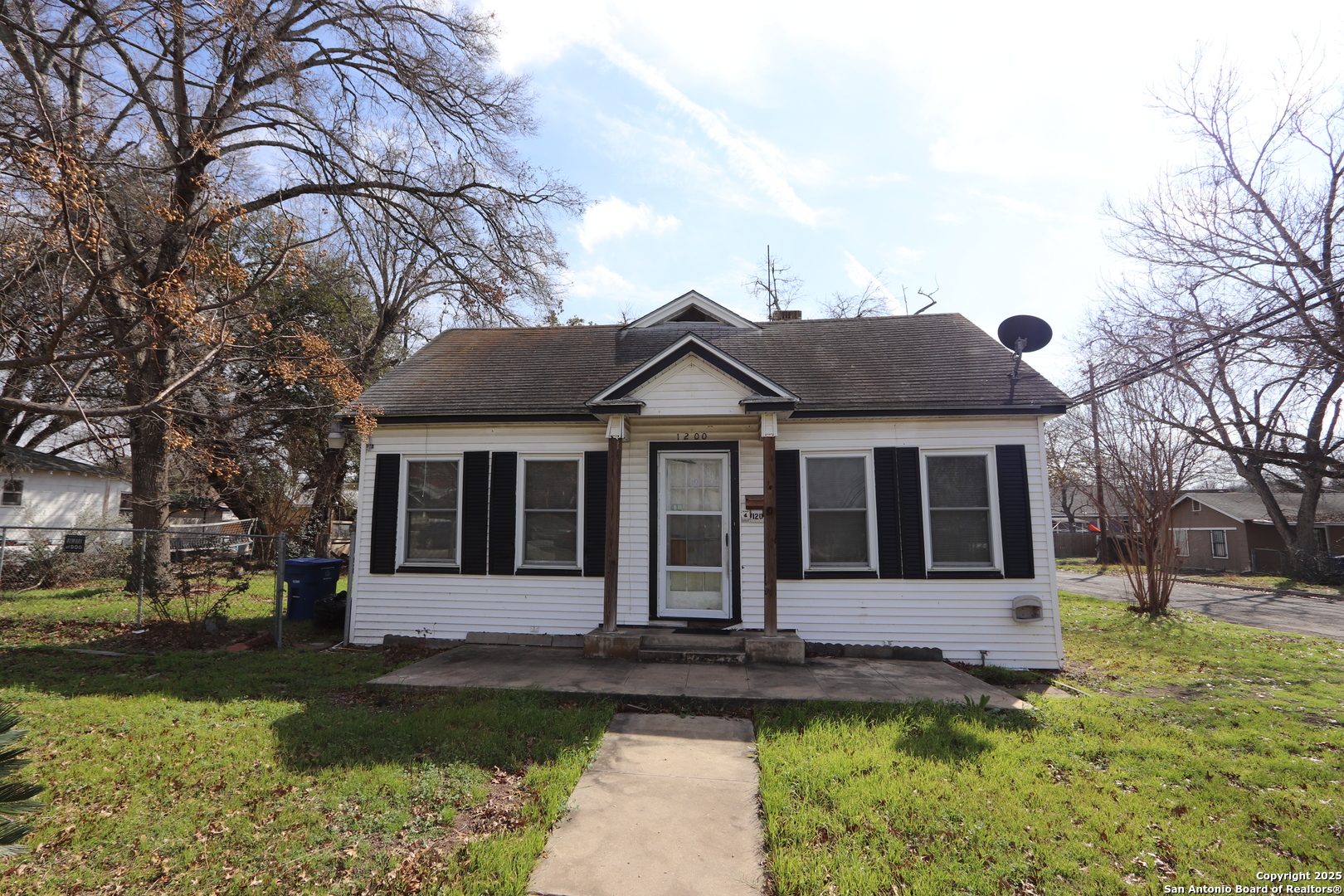 1200 E Highland Boulevard San Antonio TX 78210