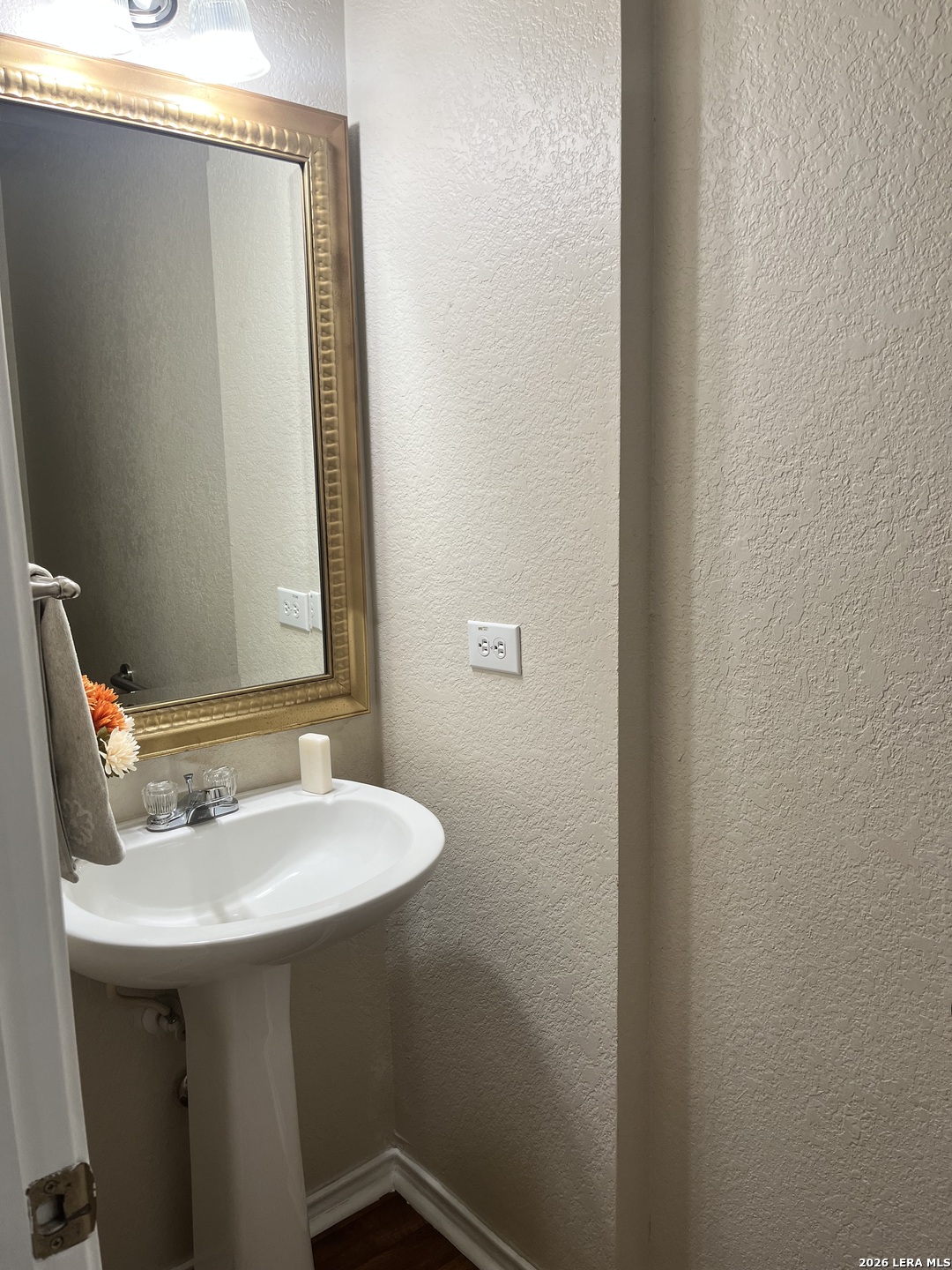 8019 Thicket Pass San Antonio TX 78254