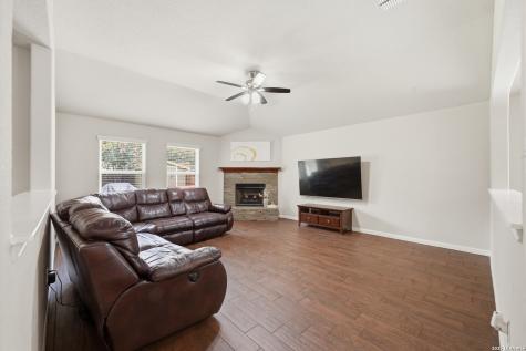 8919 Black Forest Helotes TX 78023