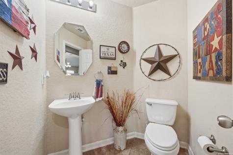 8919 Black Forest Helotes TX 78023