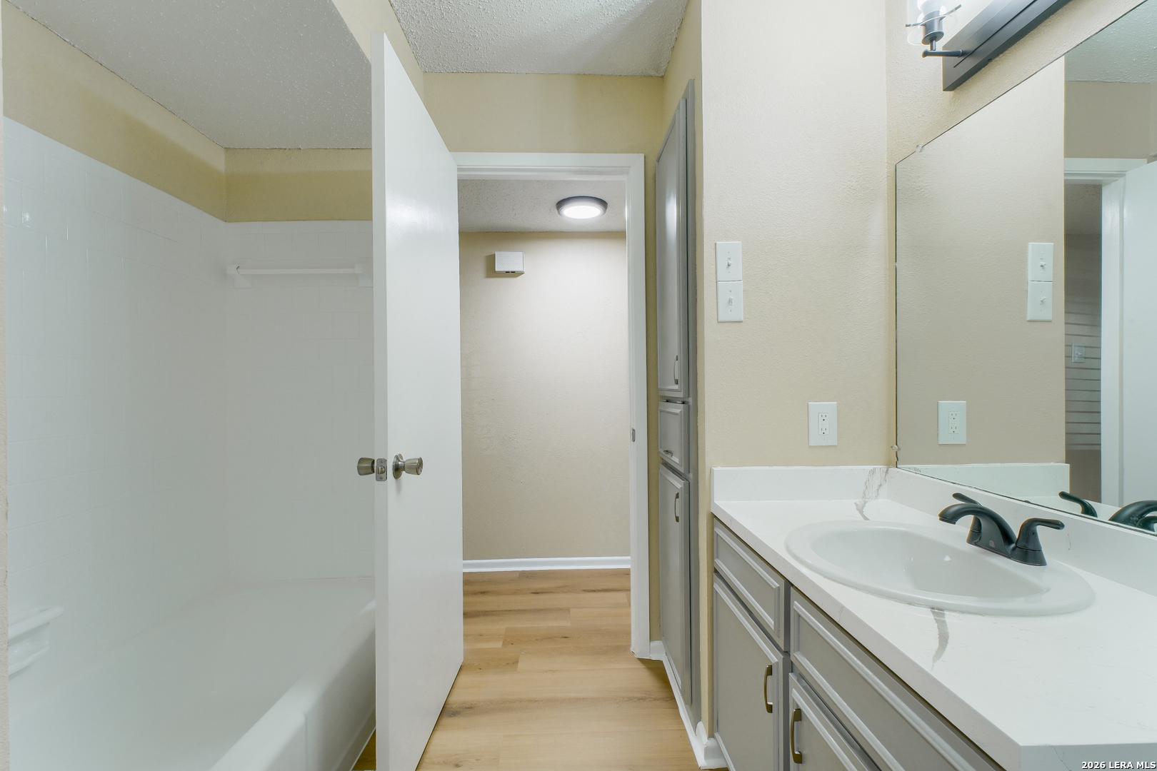 4412 Shakertown San Antonio TX 78238