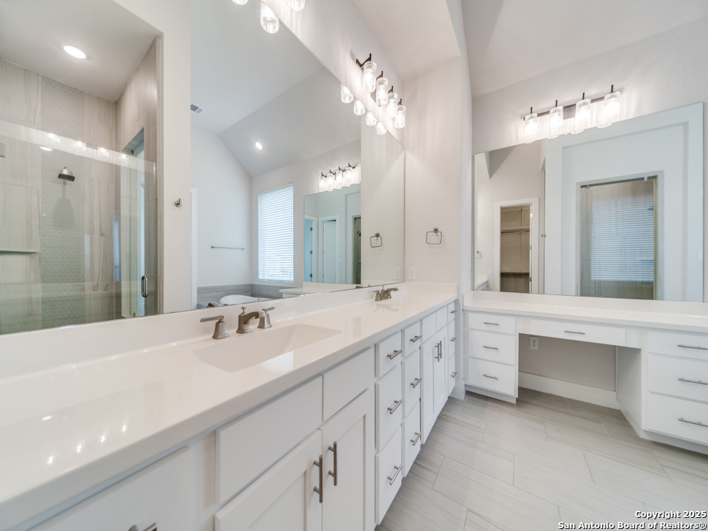 122 Wildrose Hill Boerne TX 78006