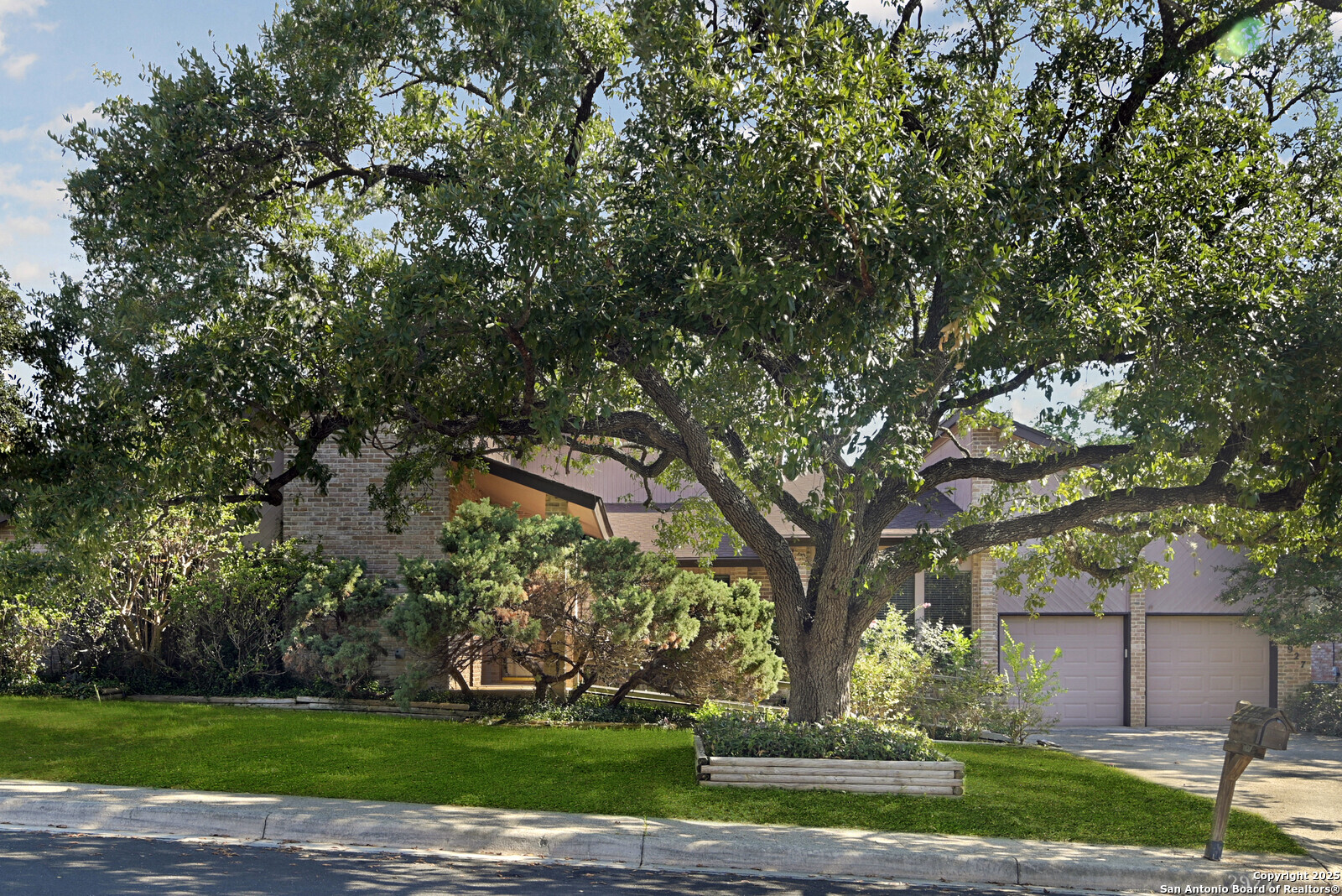 2927 Low Oak Street San Antonio TX 78232