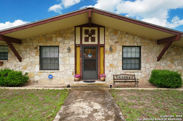 1391 Nightingale Spring Branch TX 78070