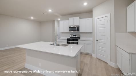 4814 Coral Bluffs San Antonio TX 78253
