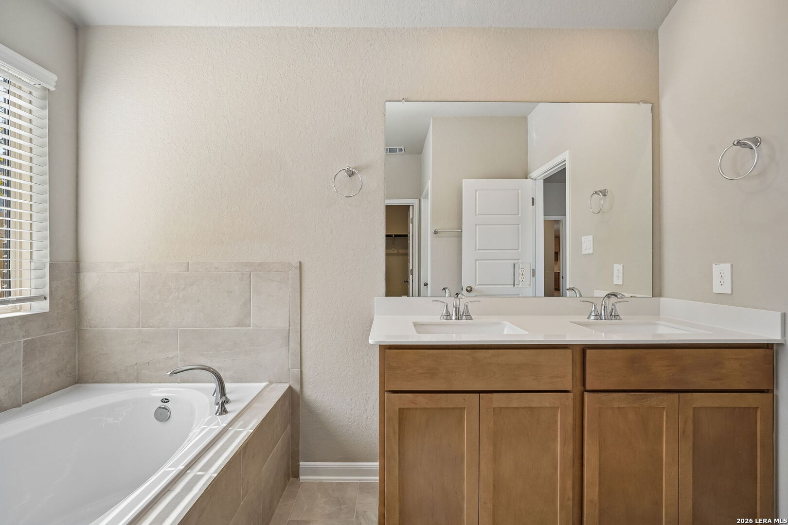 1242 Nikos Hollow San Antonio TX 78245