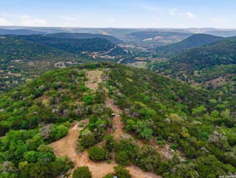 2115 Mesa Verde Road Medina TX 78055