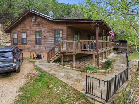 2115 Mesa Verde Road Medina TX 78055
