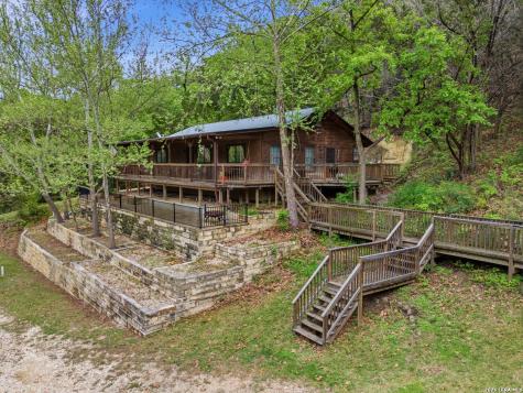 2115 Mesa Verde Road Medina TX 78055