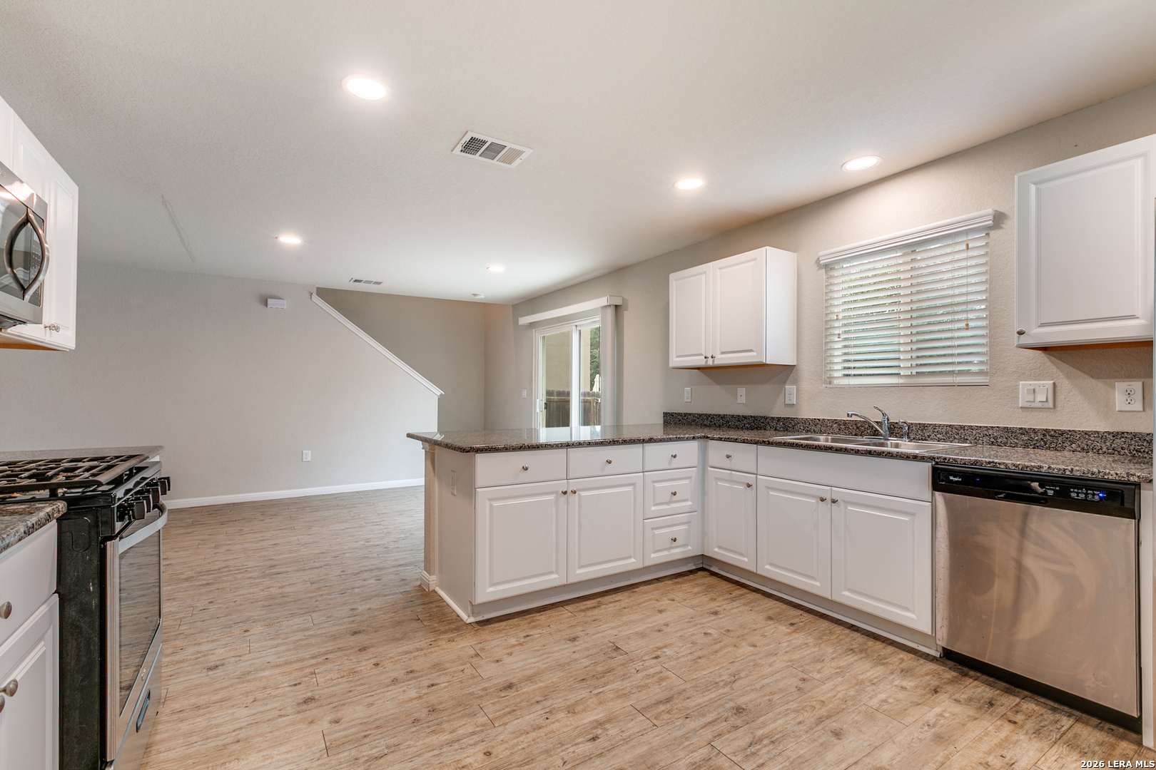 10302 Relic Oaks San Antonio TX 78240