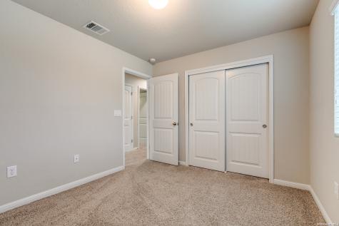 10302 Relic Oaks San Antonio TX 78240