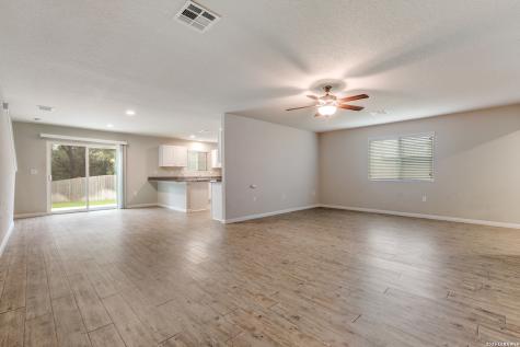 10302 Relic Oaks San Antonio TX 78240