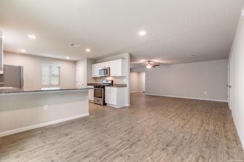 10302 Relic Oaks San Antonio TX 78240