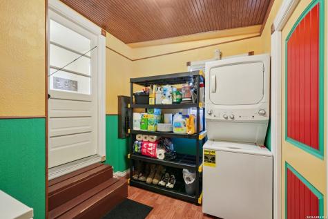 802 Eagle Creek Floresville TX 78114