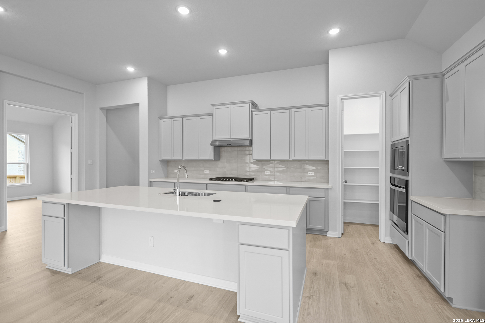 2503 Tortuga Verde San Antonio TX 78245