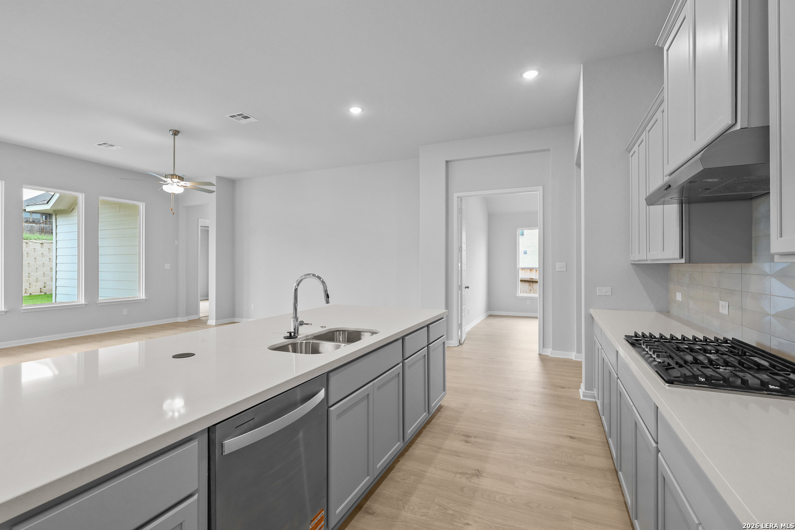 2503 Tortuga Verde San Antonio TX 78245