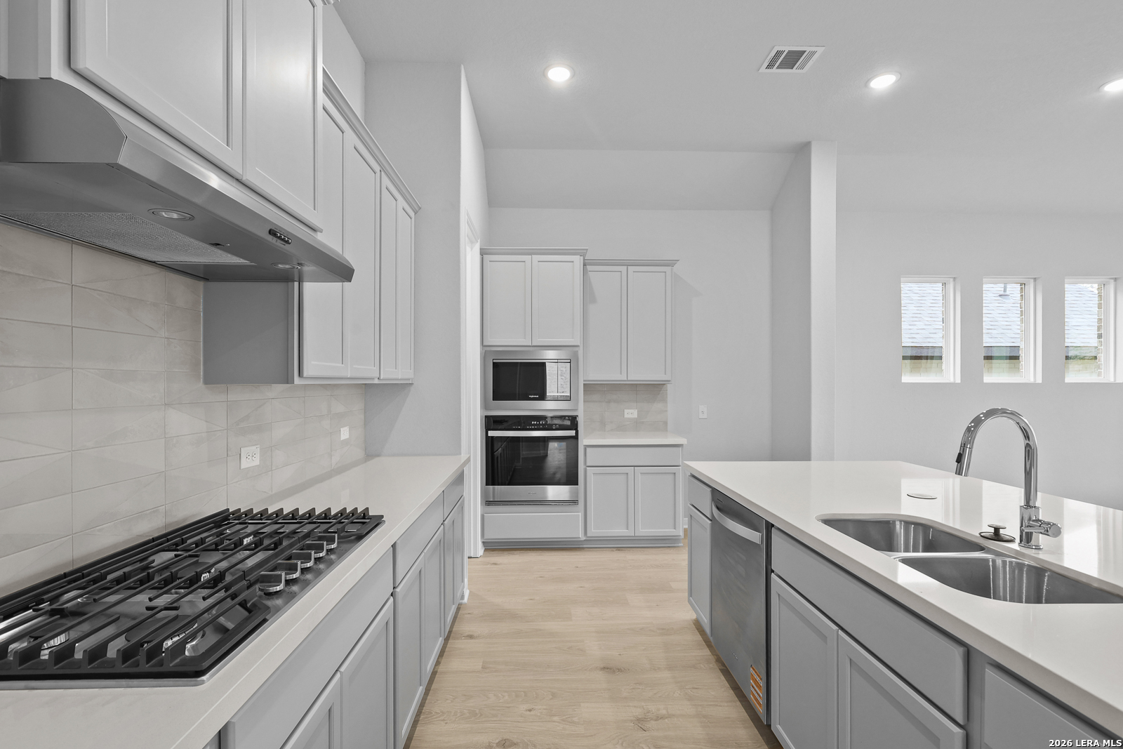 2503 Tortuga Verde San Antonio TX 78245