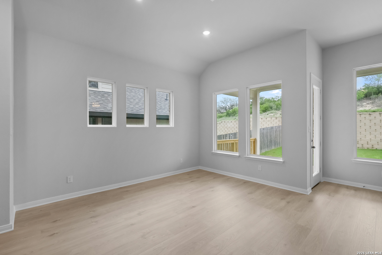 2503 Tortuga Verde San Antonio TX 78245