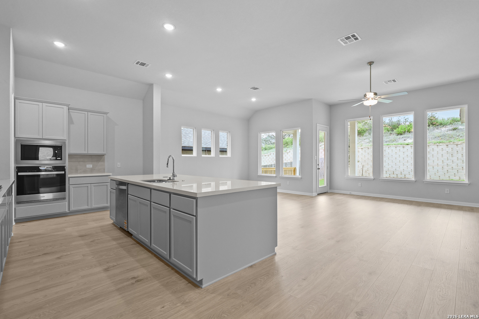 2503 Tortuga Verde San Antonio TX 78245