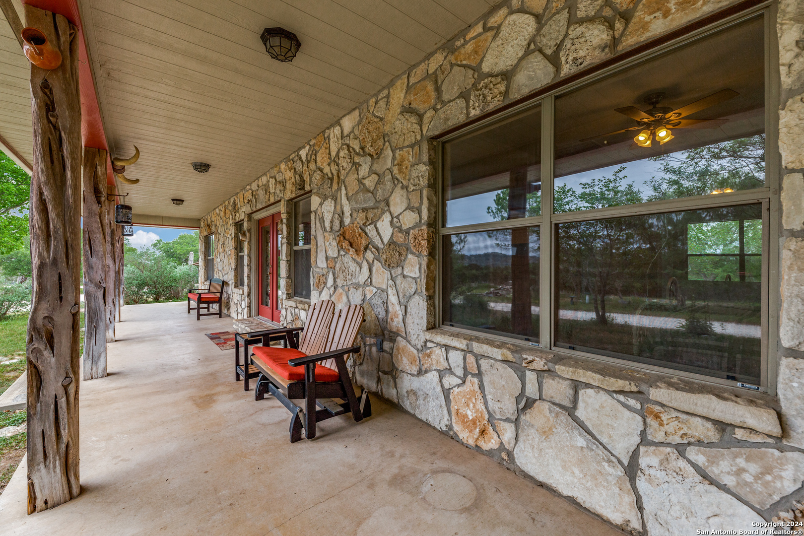 105 Feather Hill Road Comfort TX 78013