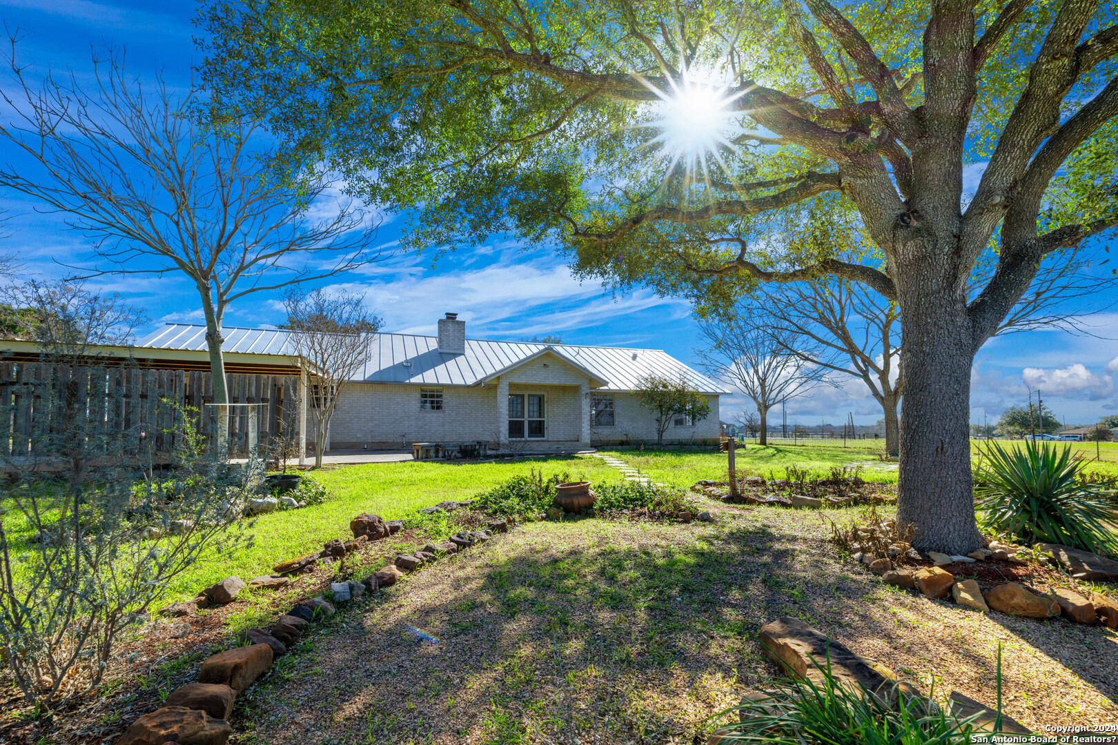 5860 Cooksey Road Adkins TX 78101