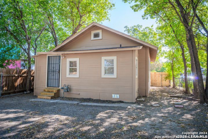 427 Goodrich San Antonio TX 78201