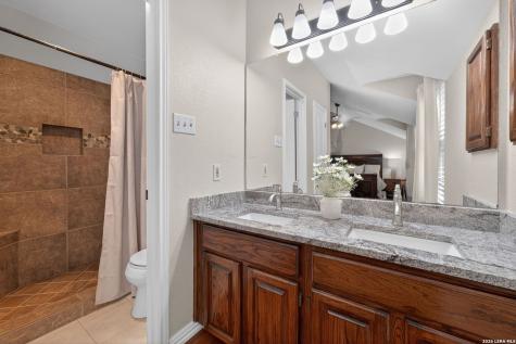 9319 Jorwoods San Antonio TX 78250