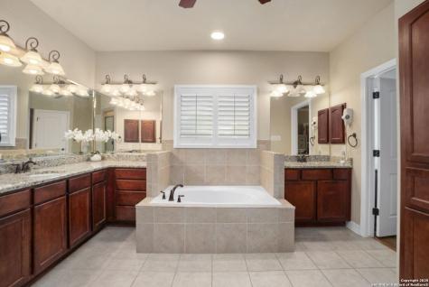 13058 Gordons Mott San Antonio TX 78253