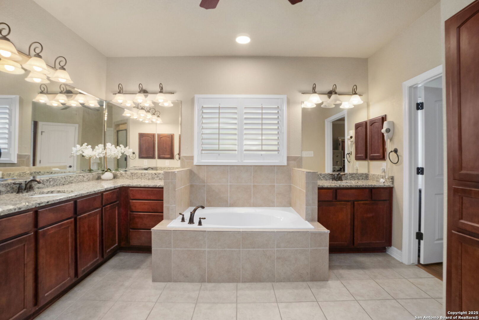 13058 Gordons Mott San Antonio TX 78253